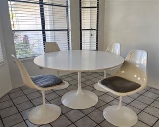 Widdicomb Mid Century modern table and chairs