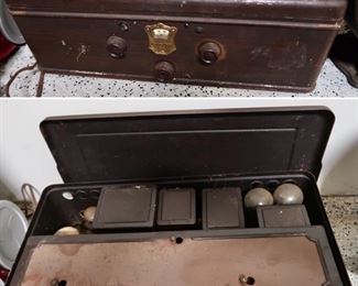 Radio-Atwater Kent Type F-4A S # 1607914 Vintage