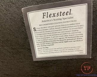 FLEXSTEEL Sitting Armchair - 7 CHAIRS AVAILABLE