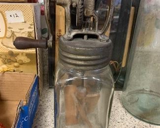 One quart Dazey churn complete very rare size