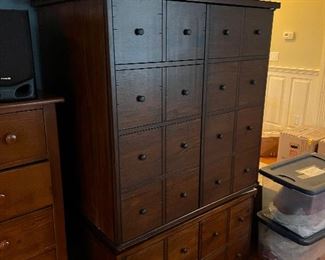 Great cabinet 2 Pcs