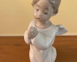 Lladro Figurine Angel Praying 4538