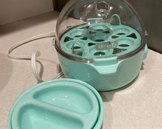 DASH Rapid Egg Cooker