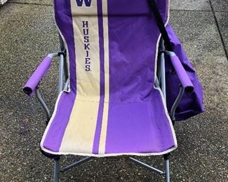 Foldable Huskies Camp Chair