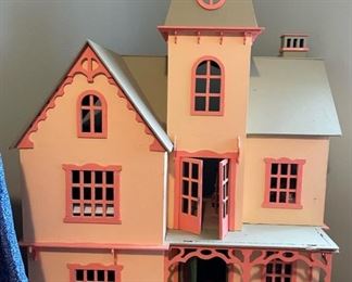 Doll House 
