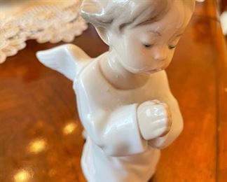 Lladro Angel Praying Figurine