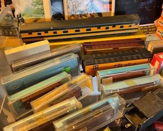 Model Train Collection, Vintage Train Collection - Atlas, Revell, Con Cor, Etc. 