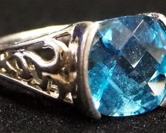 Sterling Silver Ring With Blue Stone (Believed To Be Topaz), Size 7.5, Approx 5.49 g Total Weight Including Stone