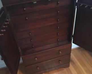 Dark-stained wood Jewelry Chest