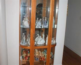 Lot 20 - Lighted Curio Cabinet