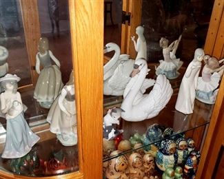 Lot 22 - Lladró Figurines - Lot 2