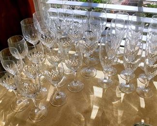 Lot 32 - Cristal d'Arques "Juan" Stemware - 33 pieces