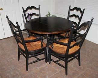 Lot 46 - Vanguard Furniture Round Table & Drexel Chairs