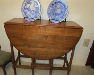 Oval Drop Leaf Table