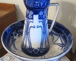 1903 Royal Doulton "Aubrey" Flow Blue Basin & Pitcher