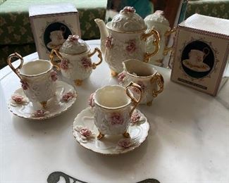 Vintage tea set from cracker barrel
