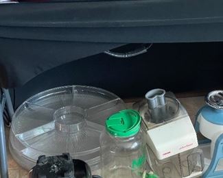 Is that a Vita  Mix base under the table?