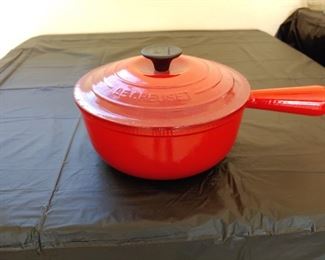 Le Creuset #20 Sauce pan with lid
