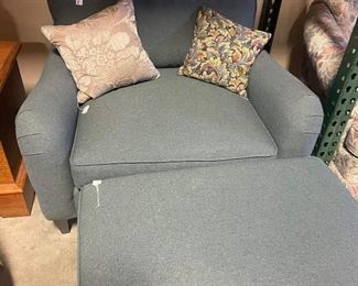 Chair ottoman 
