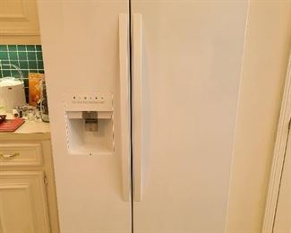 White Kenmore side by side refrigerator 