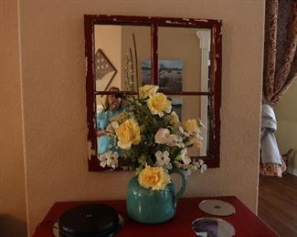 Farmhouse Mirror - Floral Arrangement