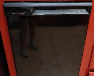 Fridgeadaire Dishwasher