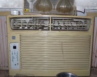 Window AC Unit