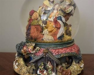 Nativity Scene Christmas Snow Globe Plays Silent Night Has Rotating Bottom