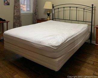 Queen Size Sleep Number Adjustable Mattress Set with Bed Frame on Wheels