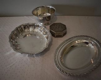 Very fine silver plate pieces