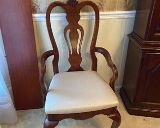 6 Queen Anne Chairs