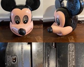 Vintage Mickey Disney by Dapy Model D021 AM/FM Radio
The Singing Machine Co. Inc. 