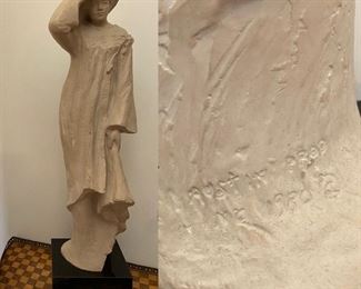 Austin Production 1980 Statue