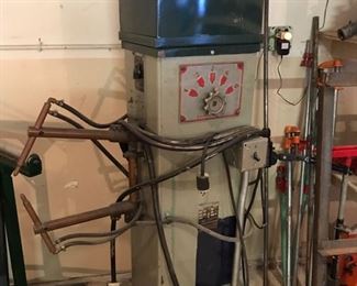 Panelspotter spot welding machene