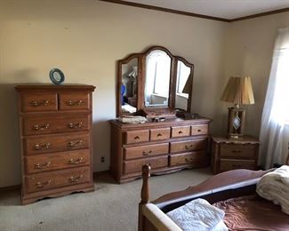 Dressers night stands lamps tall boy dresser