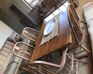 Set of 6 Windsor style oak dining chairs, 