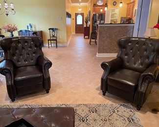 2 leather recliners