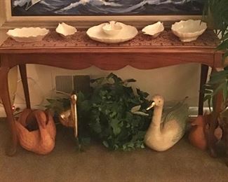 Sofa table Lenox sold