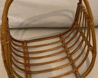 Magazine/Newspaper Holder