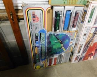 HO Scale Green Lightening train