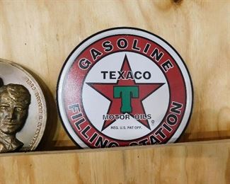 Texaco tin sign