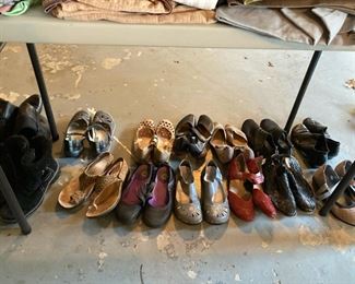 Women's shoes size 8/0 Clarks, Reiker, etc