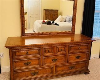 1_____ $350
Thomasville Dresser & Mirror
 • 63 1/2"H x 66"L x 21"D