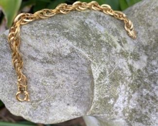 $325 - 18kt gold bracelet 0.30 oz made in Italy