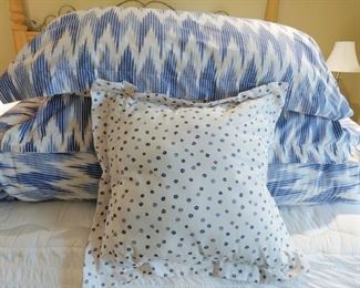 Tommy Hilfiger Navy/white king size comforter set