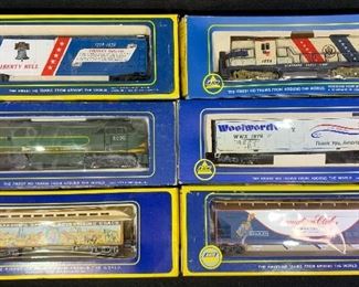 HO scale model freight cars by AHM