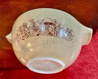Vintage Pyrex "Forrest Fancies" serving bowl.