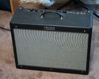 Fender Hot Rod deluxe 111 Amplifier Black. 40 WWx1x2 with 3 channels, In very Good Condition