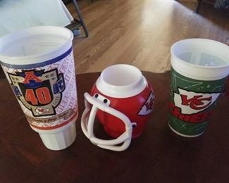 Chiefs Helmet Mug and Plastic Cups
