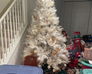 . . . white Christmas trees are HOT right now